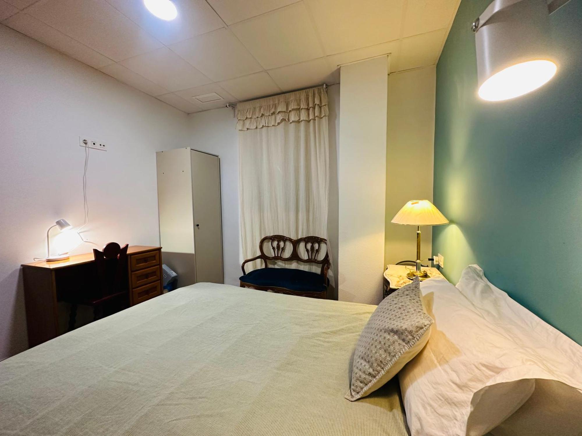 Habitación en casa particular Mirador 1 Del Mercado - Con Bano Privado En El Centro De La Ciudad Vella *