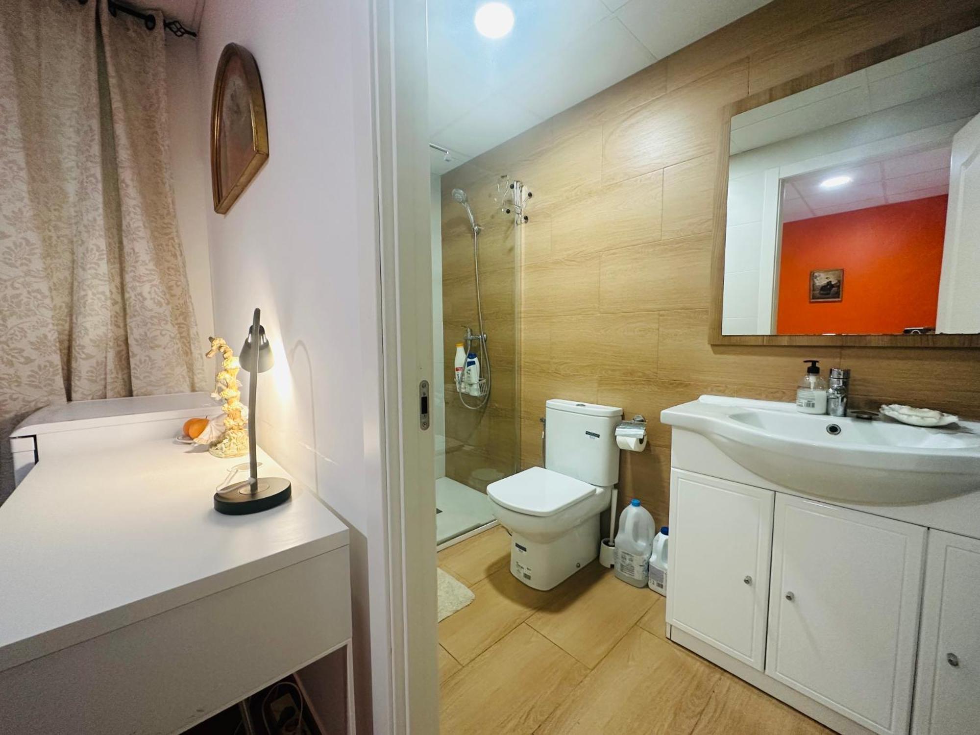 Habitación en casa particular Mirador 2 Del Mercado - Con Bano Privado En El Centro De La Ciudad Vella Valencia