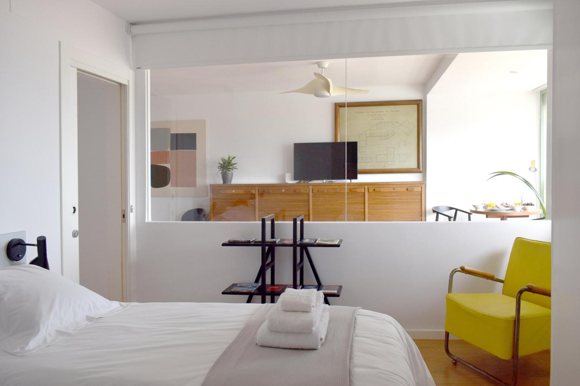 Stylish Well-connected Beachfront Flat Apartment Valencia