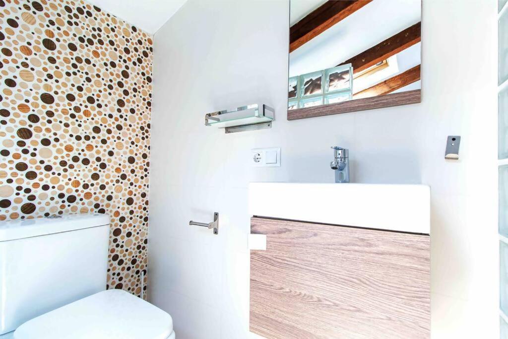 Acogedor Con Terraza Privada En La Playa Apartamento *