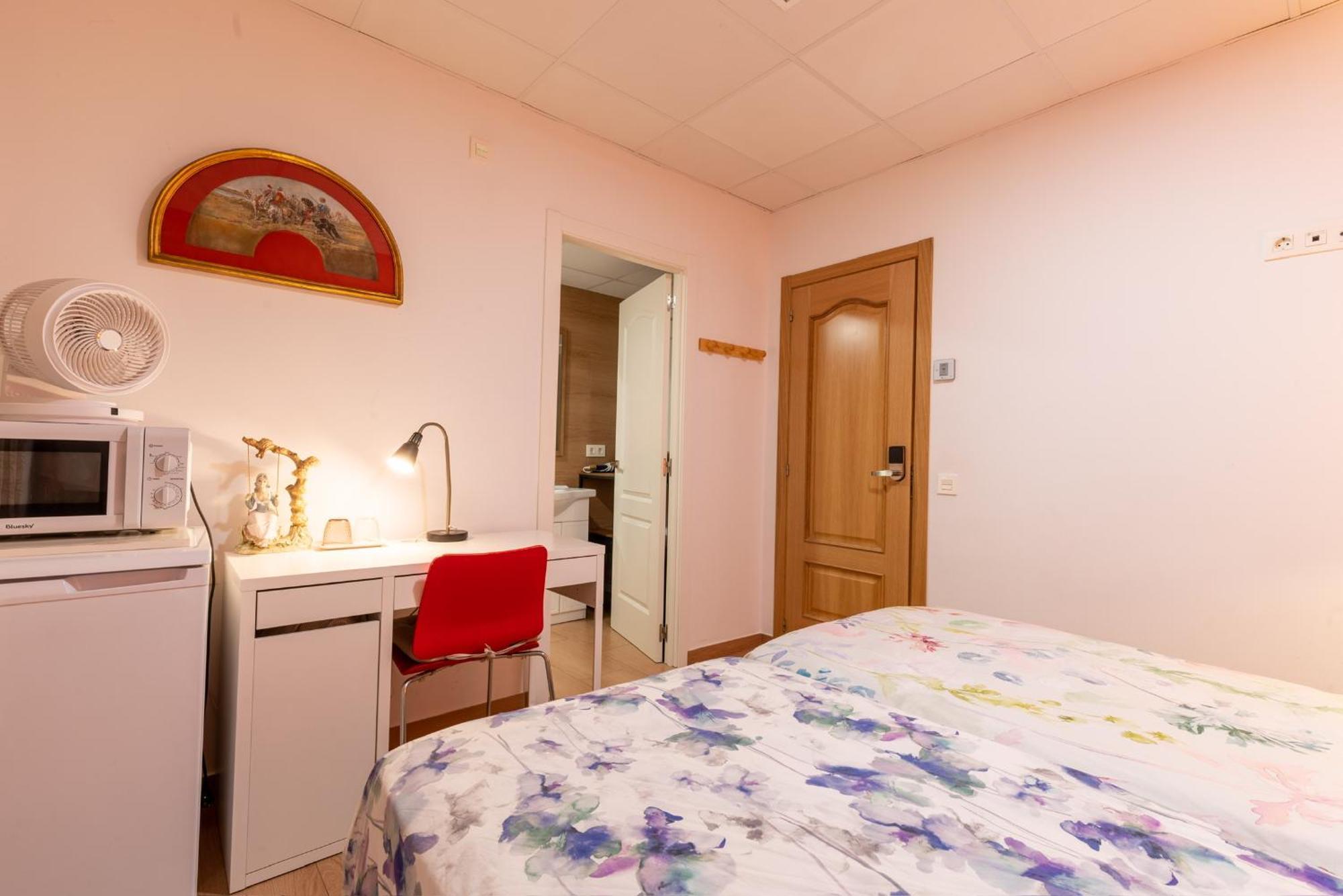 Mirador 2 Del Mercado - Con Bano Privado En El Centro De La Ciudad Vella Valencia