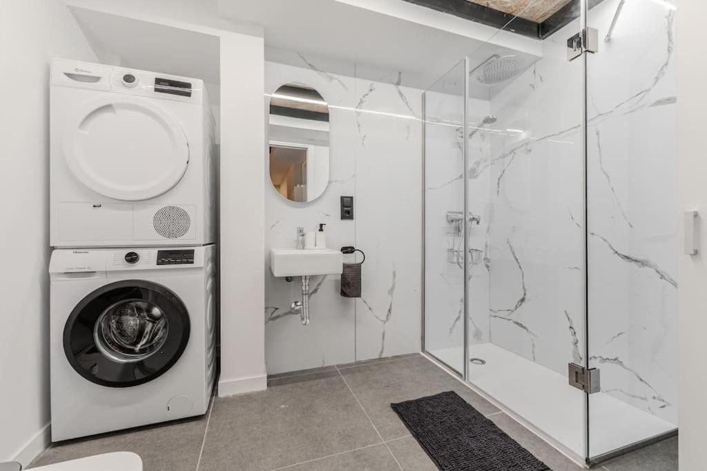 La Mediterranea - Housevanlive Valencia