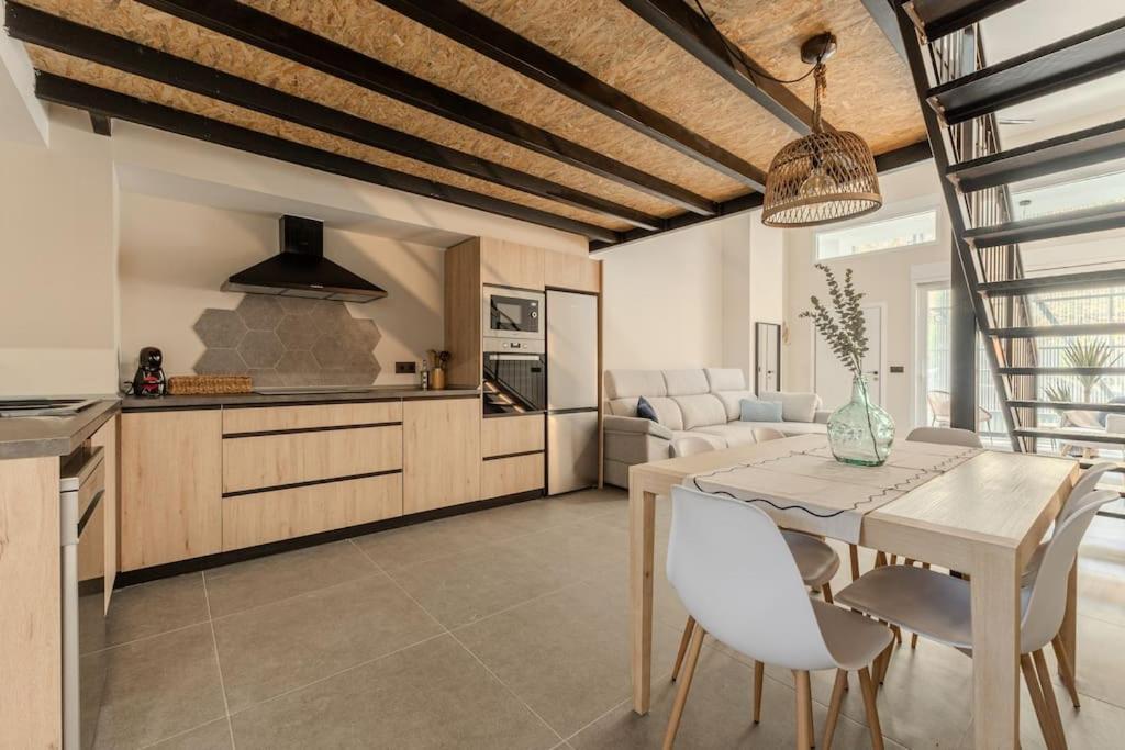 La Mediterranea - Housevanlive Apartamento