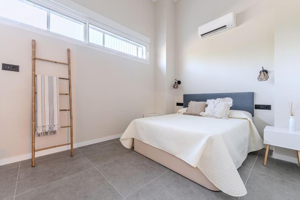 Apartamento La Mediterranea - Housevanlive
