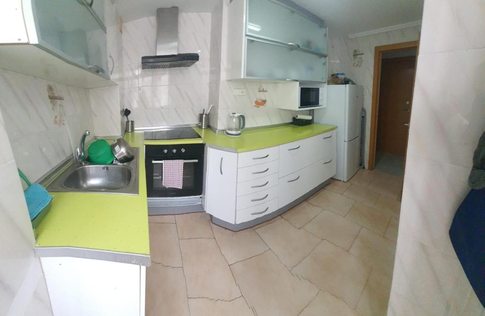 Homestay Individual En Vivienda Compartir Recien Reformada *