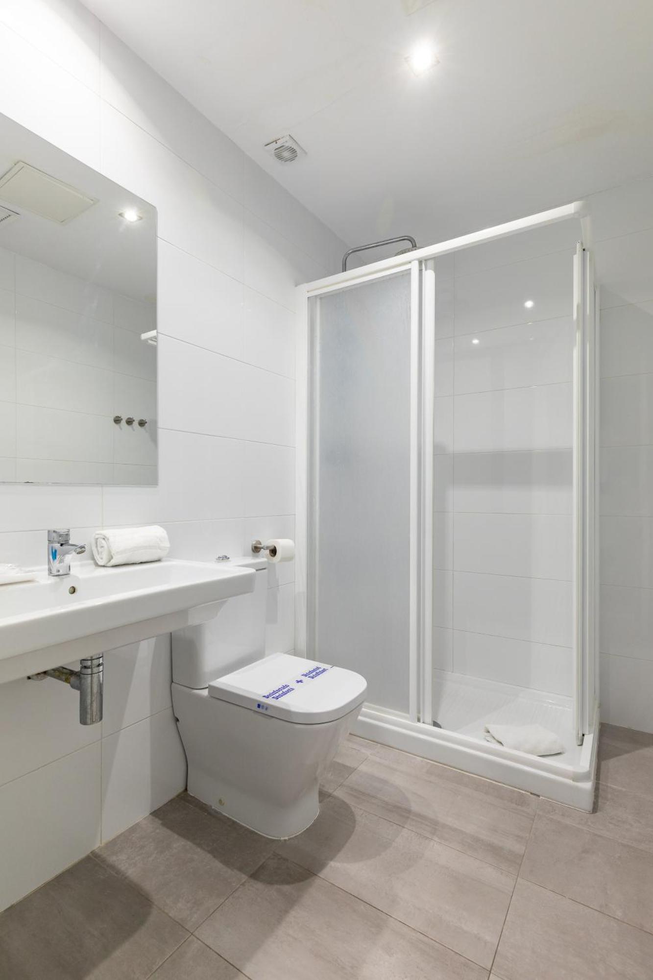 Apartamento Travel Hábitat Ayuntamiento *