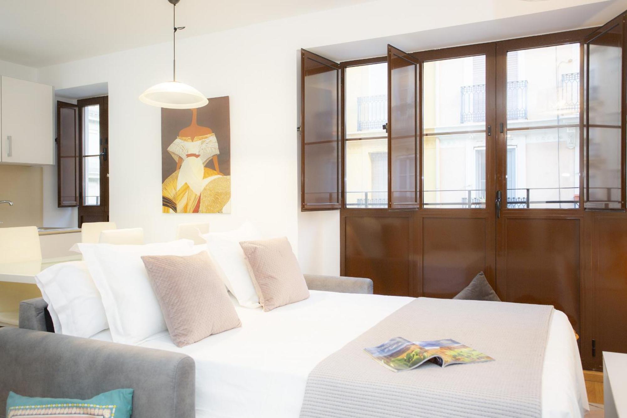 Singularstays Center