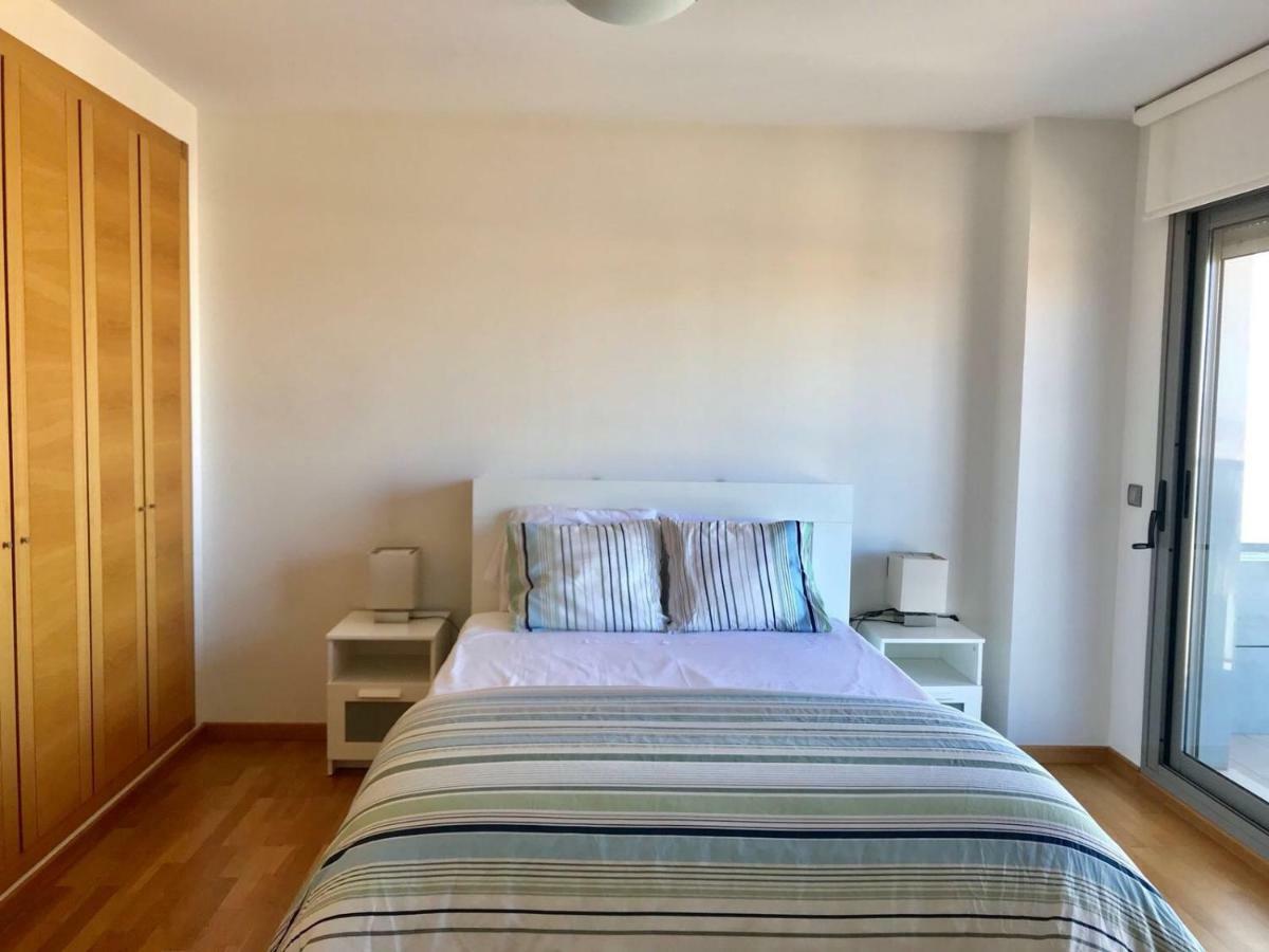 Oceanografic Apartment. Parking. Wi-fi Apartment *