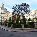 City Center Apartment