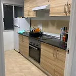 Habitación en piso compartido cerca a ciudad de las artes y las ciencias