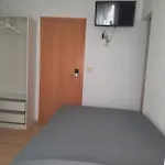 Single Room In My Apartment At The Beach