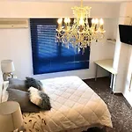 Romantic Room In Shared Apartment