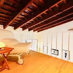 Jordana Apartments Bright & Charming In Old Town