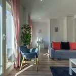 Modern, Stylish Apartment