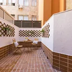 Florit Flats - The Apolo Loft