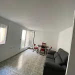 Hermosa habitación privada en un gran sector