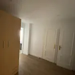 Hermosa habitación privada en un gran sector