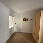 Hermosa habitación privada en un gran sector