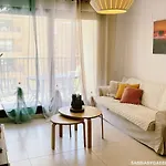 Gabbeach Valencia Apartment