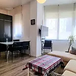 Florit Flats - The Canovas Apartment
