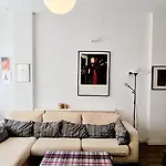 Florit Flats - The Canovas Apartment