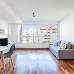 Apartamento con piscina, garaje y Wifi gratis