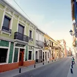 An Amazing Experience Enjoy The City From A Boat Up To 8 People