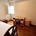 Comfortable Room - Habitacion Acogedora