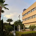 Apartamento con Piscina y Parking