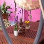 Luxury Artistic Digital Nomad 2 Bedroom W/Terrace