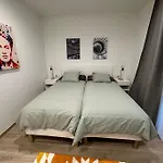 Precioso Apartamento Con Patio. Pyp