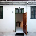 Casita Artista En Bello Edificio Barrio Ruzafa