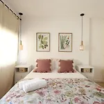 Florit Flats - The Apolo Apartment