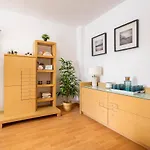Precioso Piso Moderno: Terraza, A/C, Netflix, Wifi