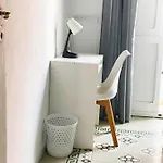 Rooms In La Petxina Valencia In Shared Apartment