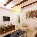 Florit Flats - The Old Town Apartment