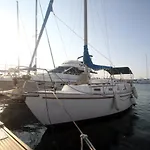 Hospedate En Un Velero En La Marina Sur De Valencia