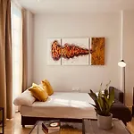 Bet Apartments - Central Market Apartments