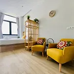 Cabanyal Room 1 - Beachside Charm & Design