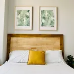 Cabanyal Room 1 - Beachside Charm & Design