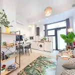 Al5 Seaside Bliss-Stylish Loft Steps From Malvarrosa