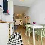 Nice & Cozy Flat Close The Beach