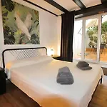 Increible Apartamento con terraza al lado de Torres de Quart