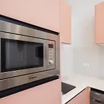 Florit Flats - The Trafalgar Apartment II