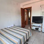 Rooms On Malvarrosa Beach