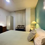 Mirador 1 Del Mercado Central - Habitacion Con Bano Privado En El Centro De La Ciudad Vella