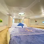 The Valencia Yacht Experience
