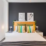 Stylish 2 Bedroom AC Wifi Terrace Attic in Valencia Center