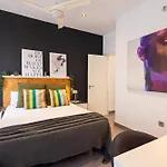 Stylish 2 Bedroom AC Wifi Terrace Attic in Valencia Center