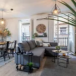 Apartment In El Mercat